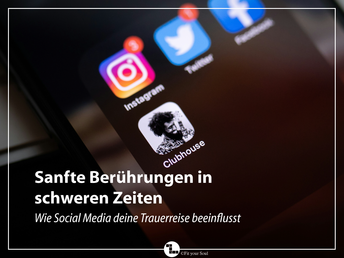 Smartphone mit Benachrichtigungen sozialer medien